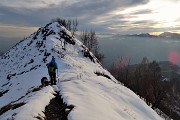 77 Alla selletta tra anticima sud  e cima Gioco
